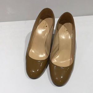 Kate Spade New York - size 10B wedge shoe